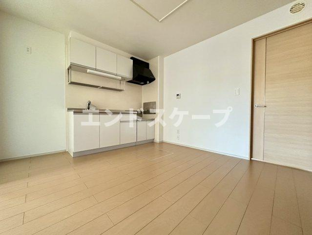 ラ・ストラーダＢの居間・リビング|高崎、前橋のお部屋探しはエンドスケープまで！お客様の理想お聞かせ下さい♪