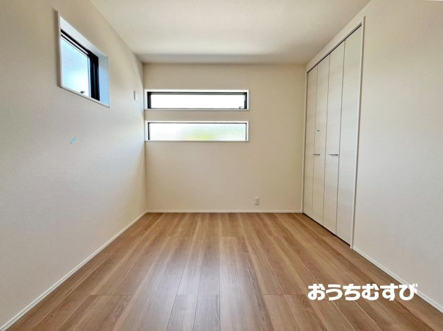 春日井市高森台5丁目(全2棟)の洋室