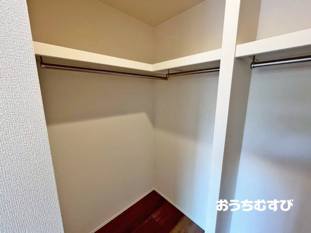 春日井市高森台5丁目(全2棟)の収納