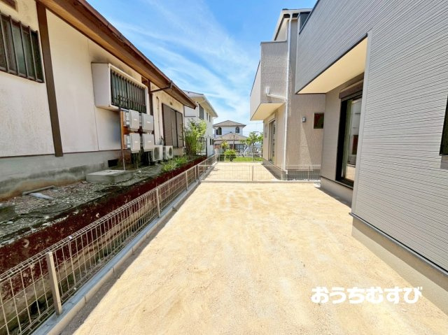 春日井市高森台5丁目(全2棟)の庭