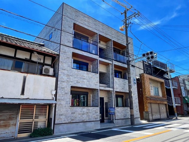 パインスコッチの外観