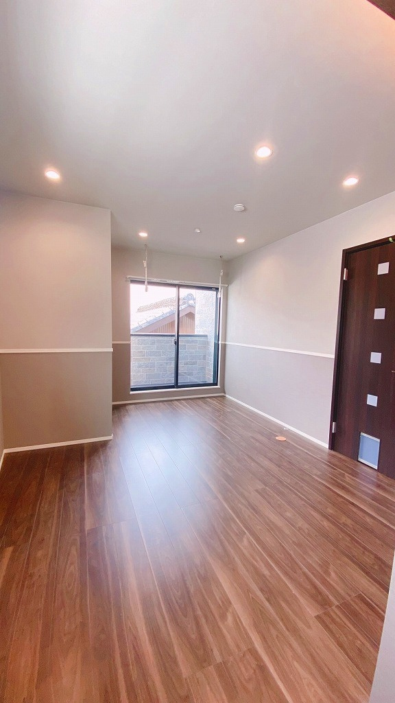 パインスコッチの内装