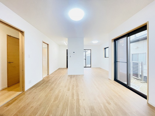 【居間・リビング】 | 太宰府市青葉台４丁目　戸建て