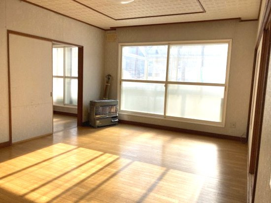 【居間・リビング】 | 網走市錦町１６２番地１９ 中古売家