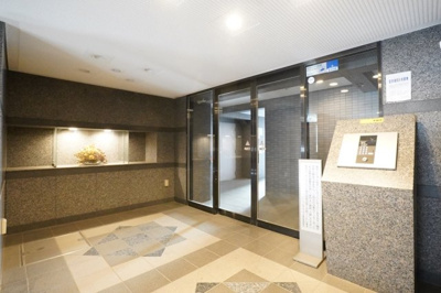 【エントランス】 | ルーブル学芸大学弐番館