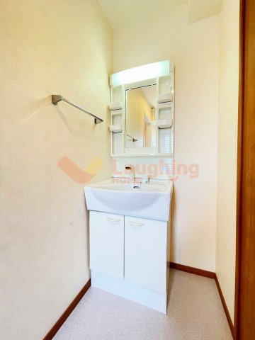 アヴァンティ久留米中央の洗面所|広い洗面スペース