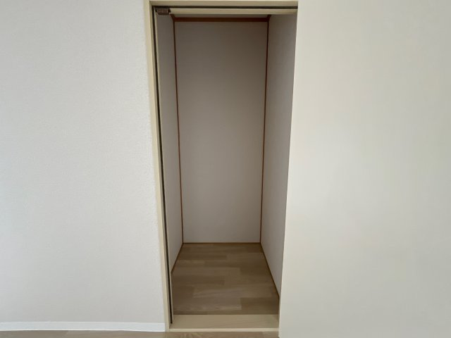 リバーサイドⅡ　Ａ棟の収納