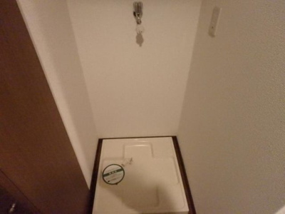 【設備】 | エクセリア三軒茶屋 | 室内洗濯機置場
