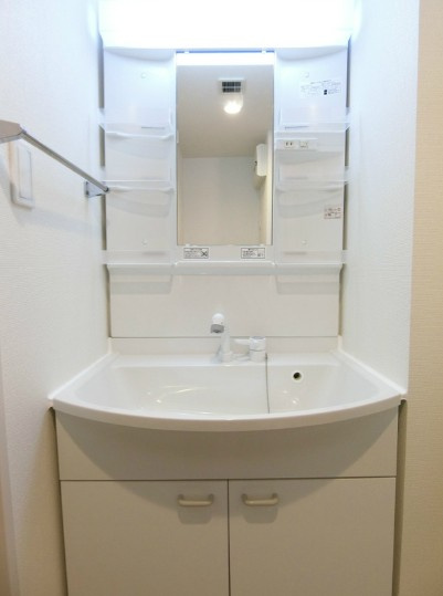 リブリ・プレジール千川の洗面所