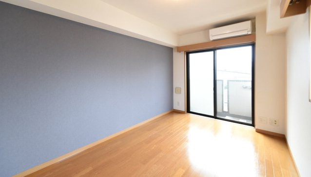 ルーブル学芸大学弐番館の洋室