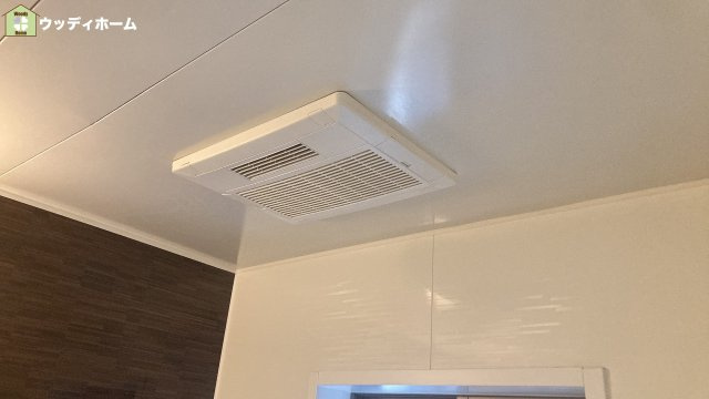 草加市谷塚仲町　中古一戸建ての浴室