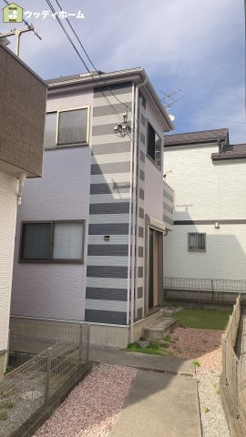 草加市谷塚仲町　中古一戸建ての外観