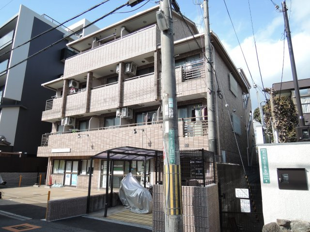 芥川ロイヤルマンションの外観