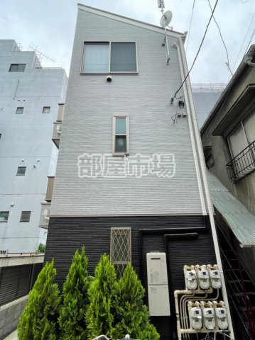 オーシャンハイツ浅草の外観