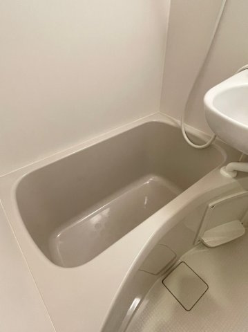 オーシャンハイツ浅草の浴室