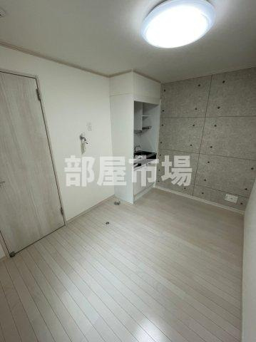 オーシャンハイツ浅草の居間・リビング