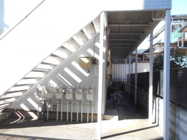 フラワーハイツのエントランス