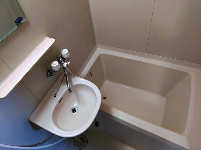 フラワーハイツの浴室