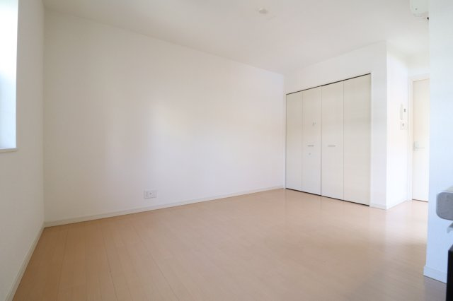 【寝室】 | セントーレア下中条