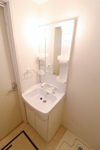 【洗面所】 | セントーレア下中条