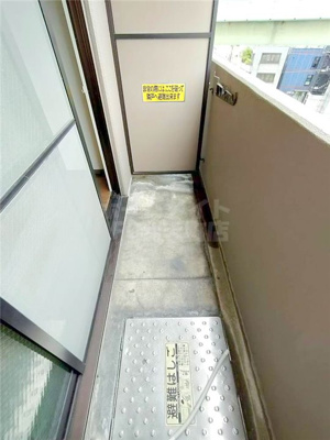 【バルコニー】 | エクシード菅野 | バルコニーです