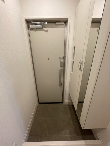Habitation神戸の玄関