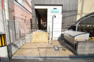 【エントランス】