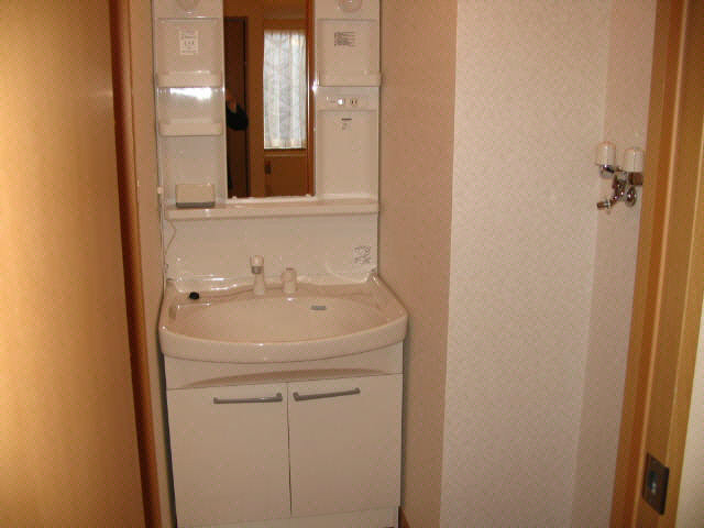 ラグ１６１Ｗの洗面所