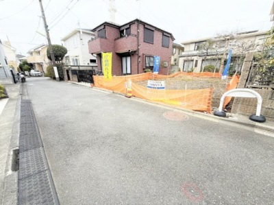 【外観】 | 【仲介手数料４１０万円が無料！】■南道路■成城学園駅１２分の高台 | 決算特別キャンペーン！
家計応援の限界に挑戦中！
詳細は「諸費用」欄をご確認下さい！
■成城学園駅１２分
■駅から平坦な高台
■南道路
■お好きなハウスメーカーで建築可
■無料で間取図作成可