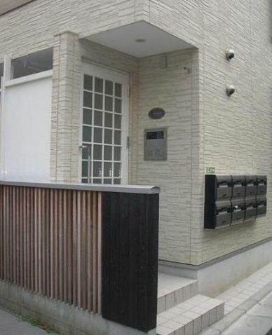 ピアチューレのエントランス