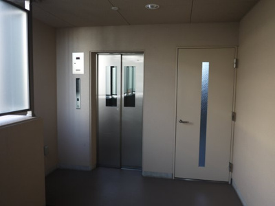 【ロビー】 | トリビュート