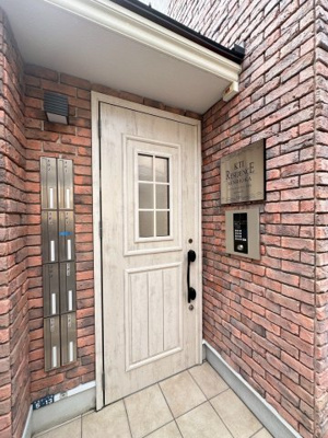 【エントランス】 | レジデンス千里丘