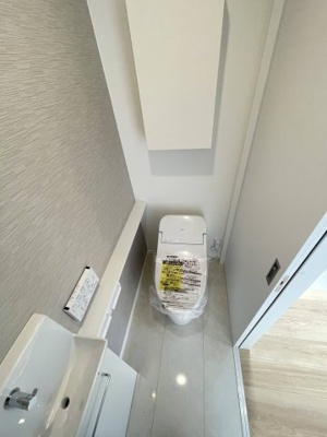 【トイレ】 | 川西市松が丘町新築戸建 | １階トイレです
