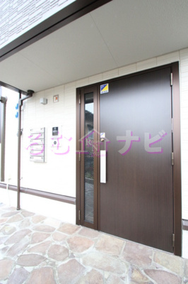 【エントランス】 | D-ROOM西長住 弐番館