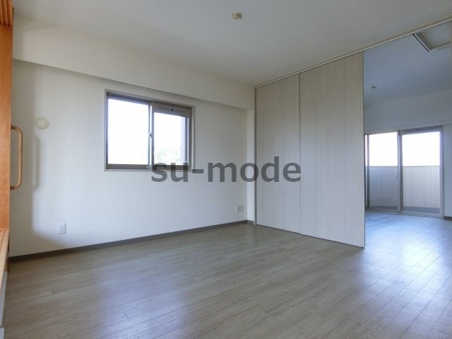 ルンガヴィータの洋室