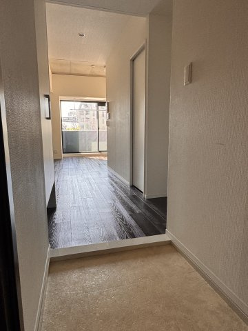 パークヒルズ赤坂の玄関|同間取り別号室の写真使用