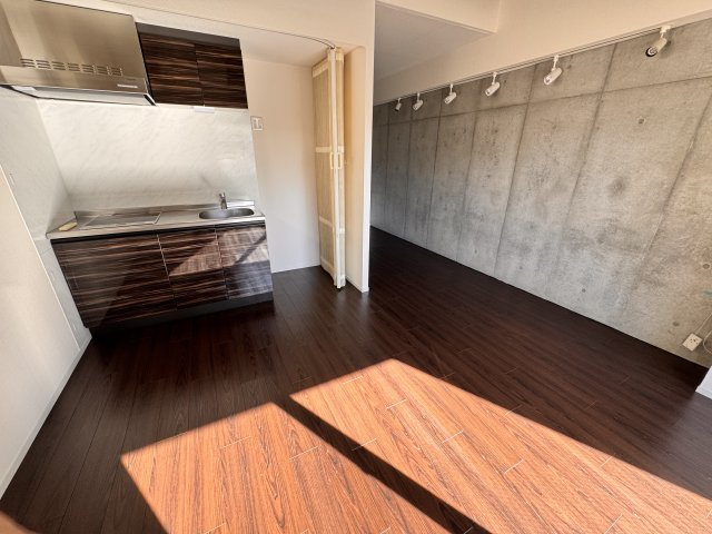 パークヒルズ赤坂の居間・リビング|同間取り別号室の写真使用