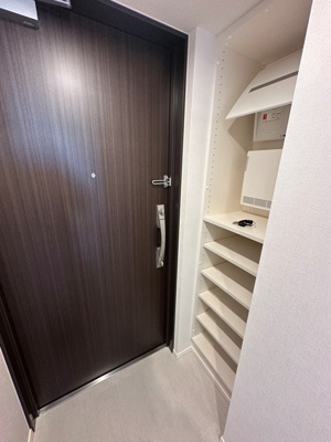 【玄関】 | パークアクシス浦安 | ※写真は同タイプ住戸です。