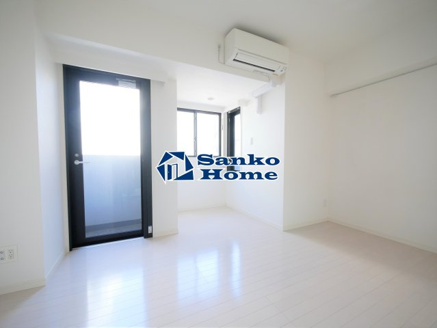 アイル秋葉原ＮＯＲＴＨ弐番館の居間・リビング