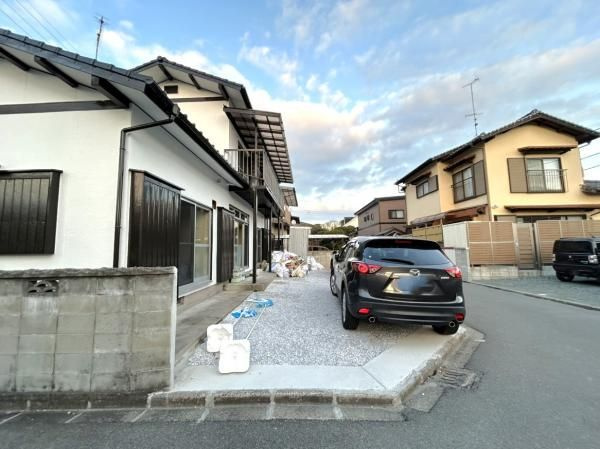 【駐車場】 | 飯塚市柏の森 　中古一戸建☆仲介手数料無料☆