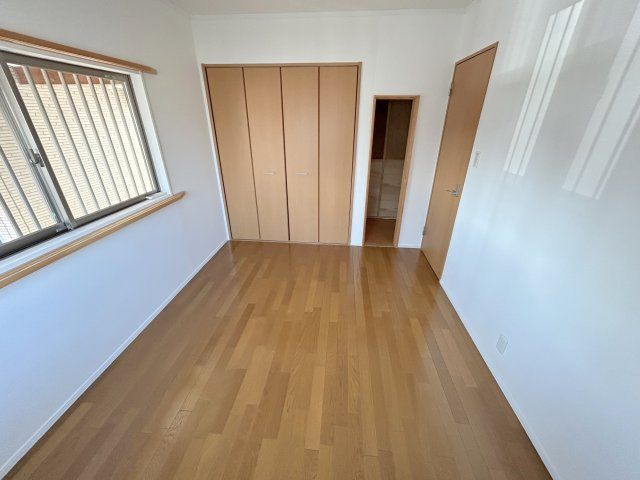 クレストパーク東生駒の和室