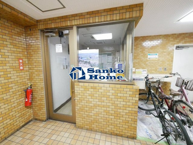 ダイアパレス御徒町第３のエントランス