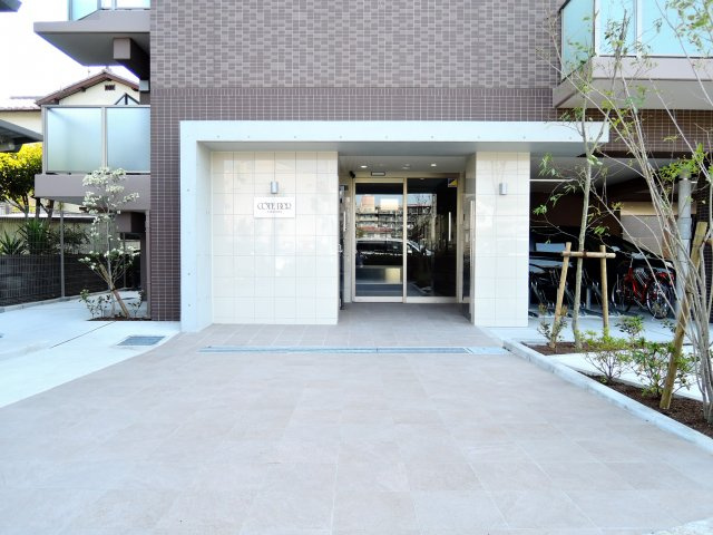 コートドール高槻のエントランス