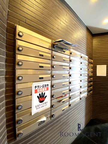 プライマル名古屋吹上のエントランス