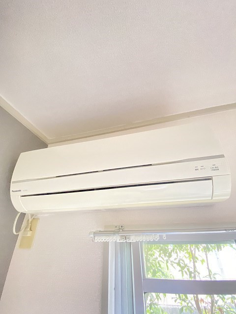 シャンブルド甲東園の居間・リビング