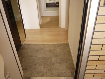 【玄関】 | ウェルス | 201号の室内写真です。