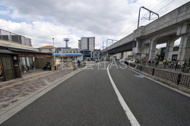 吉田1丁目貸店舗の周辺