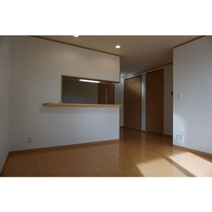 ニューメゾンⅡの居間・リビング