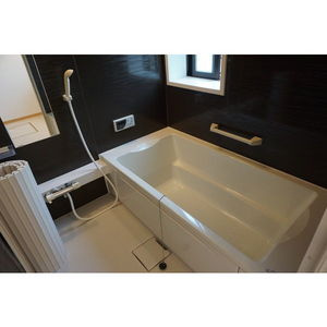 ニューメゾンⅡの浴室