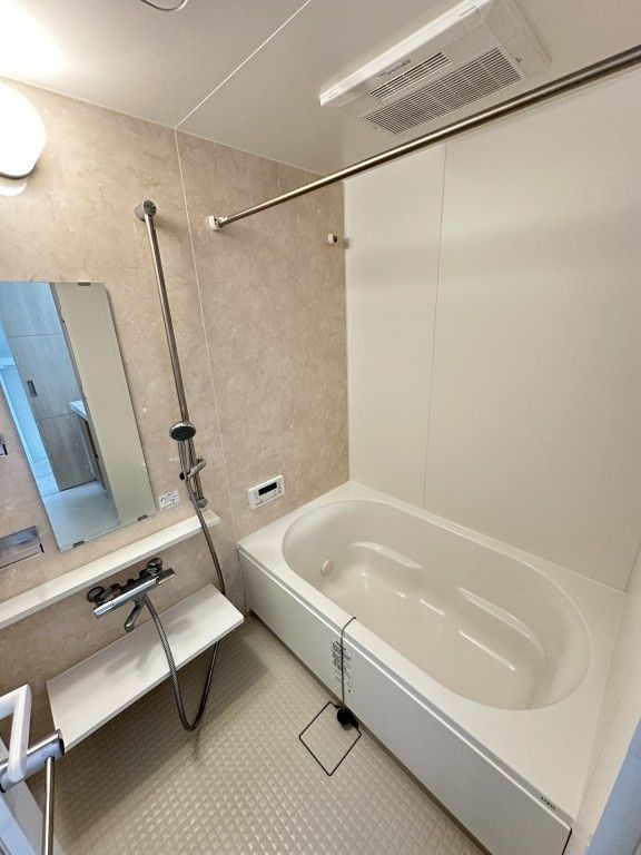 Arôme梅田の浴室